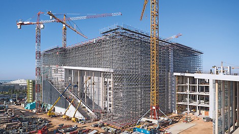 PERI Systemlösungen für den Gerüstbau