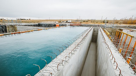 Billings Wastewater Treatment Plant Water tank being filled to test watertight integrity. She-bolts with integrated waterstops ensure a leak-proof structure.