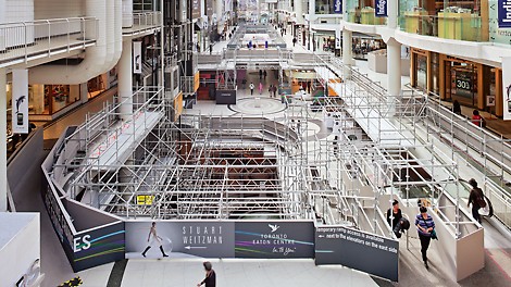 The PERI UP solution made a convincing case during the modernization of the Eaton Centre in Toronto, Canada, through its adaptability and provided users and visitors with the maximum possible safety. Particularly important as the extensive work was carried out while the shppoing complex was open for business.