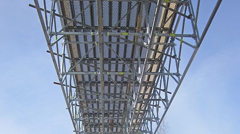 Väliaikainen kulkutie täytti tarvittavat kuormitusvaatimukset ja viranomaiset olivat erittäin tyytyväisiä toteutukseen.