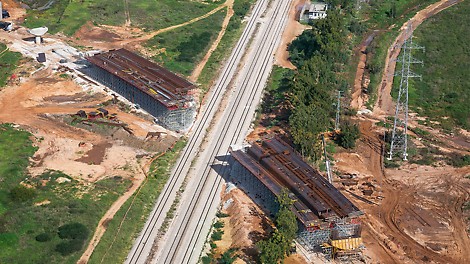 פתרונות מערכות התבניות והפיגומים כמו גם התמיכה השוטפת באתר סייעו להתקדמות עבודות הבנייה של הגשר שאורכו 450 מטר