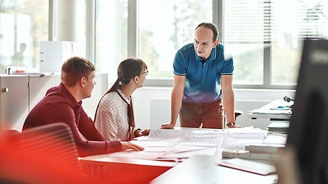 Wir übernehmen auf Wunsch die Planung der VARIOKIT Anwendung und entlasten so Ihre Planer durch die Bereitstellung von Einsatz- und Taktplanung, prüffähigen statischen Berechnungen, Betriebsanleitungen und Risikoanalysen.