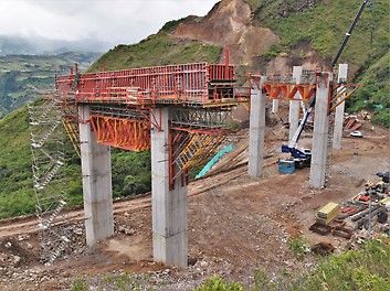 Los sistemas de encofrado y soporte PERI proveen una solución segura y confiable para cualquier estructura civil.