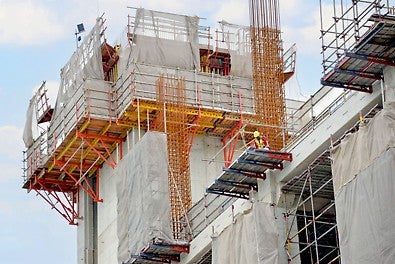 VARIO + CB climbing brackets – 4 meters floor to floor casting height