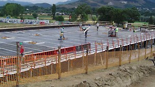 PERI è stata scelta come partner per la realizzazione delle piastre in c.a. dalle imprese di costruzione selezionate nell'ambito del progetto C.A.S.E., nato dopo il sisma in Abruzzo nel 2009