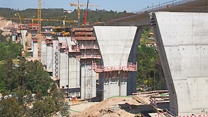 Ponte sobre o Rio Uima - Vista geral da obra de Sul para Norte
 