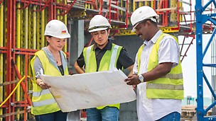 Professional on-site support by supervisors and project managers