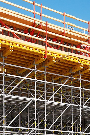Albian Sands, Fort McMurray, Canada - The PERI solution took into consideration the high requirements – static as well as in all aspects concerning safety.