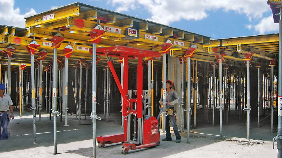 Модульні столи - економічне і ефективне рішення для бетонування перекриттів
