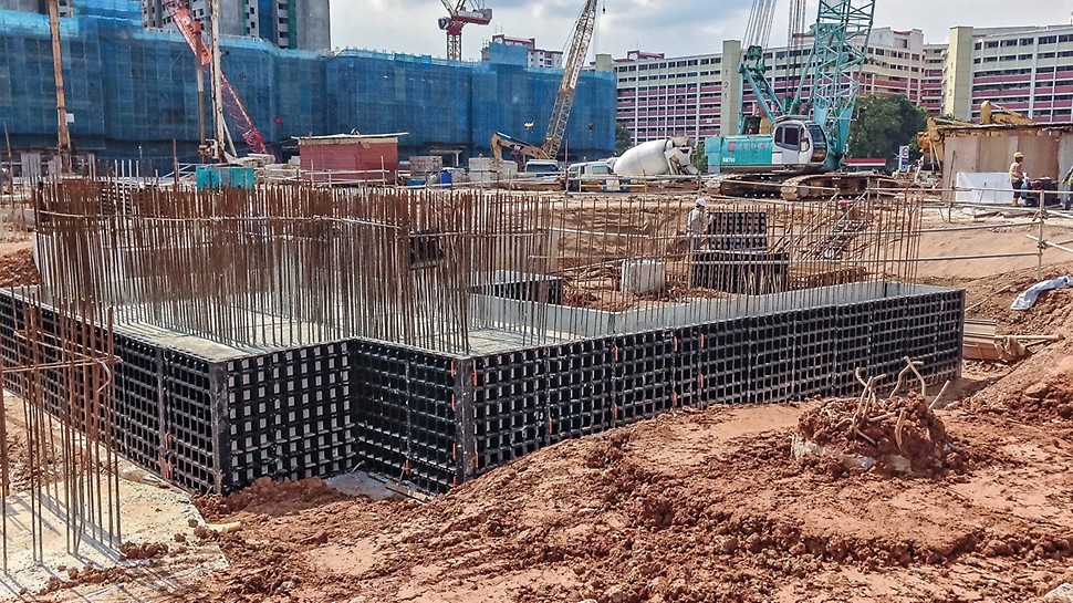 Due to the manageable dimensions of the DUO panels, these are also ideally suited for the construction of foundations.