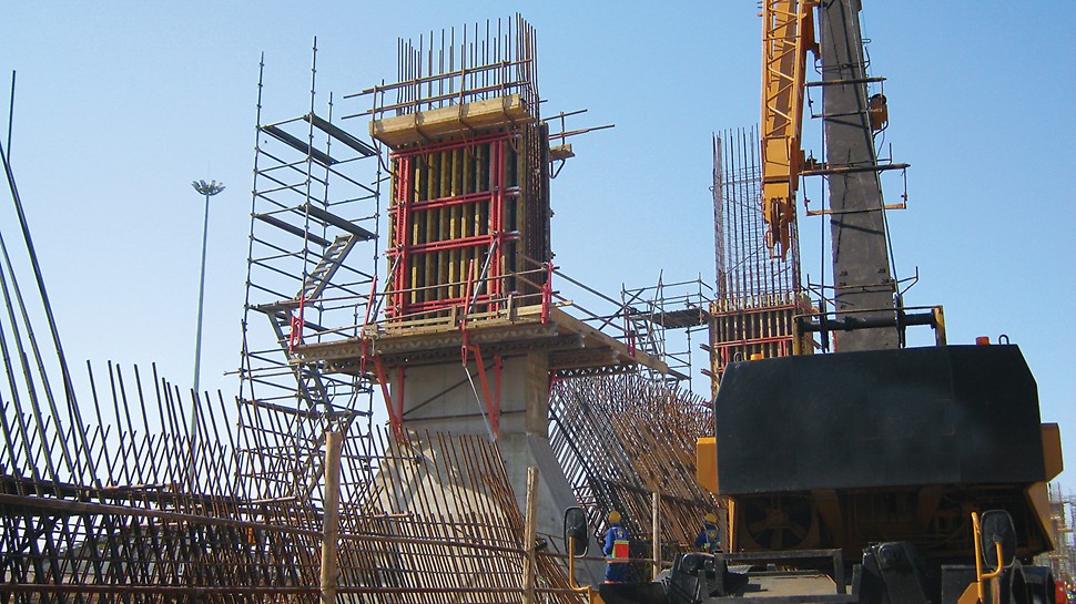 Transnet Dividing Wall, Richards Bay - efficient PERI formwork solutions for port terminal storage areas