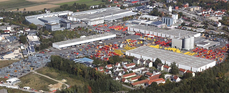 PERI was founded in January 1969. At first, there was only one engineer‘s office but, in April 1969, work had already begun on the building of a small production hall on a plot of land on the outskirts of Weissenhorn. Since then the PERI areal has been continuously expanded and extended.