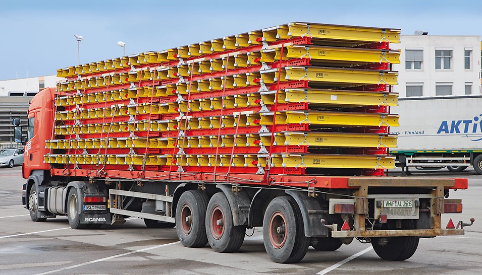 Due to the low construction height of only 36 cm, 20 % less transportation and storage capacity is necessary compared to slab tables with trusses made of type 20 wooden girders. The firmly mounted support timbers ensure the required protection of the formlining in the stack and during transportation.