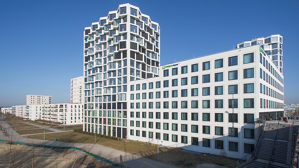 260 apartments were built in the two 16-floor residential towers. Additionally, office and hotel units found their place in MK4 “Friends” at Hirschgarten.