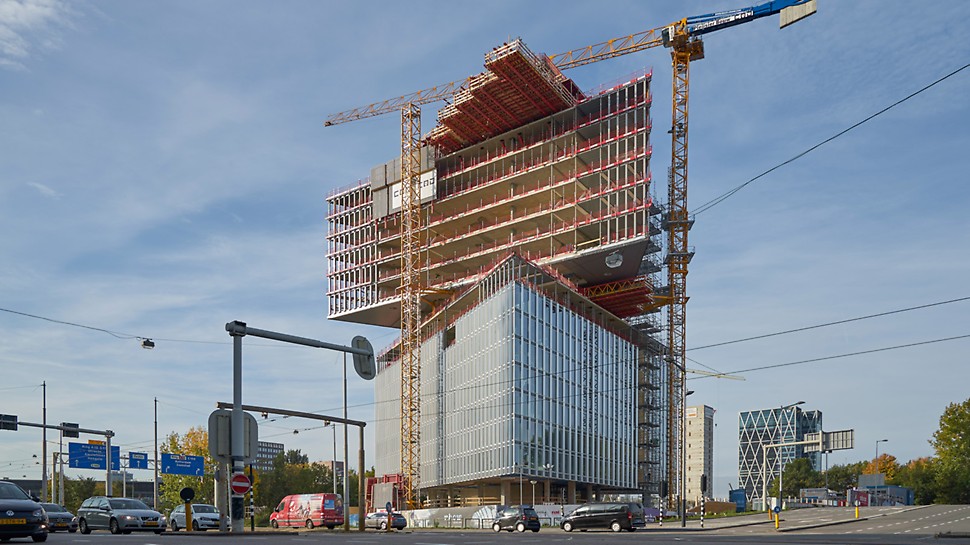 Start bouw derde laag Rai hotel Amsterdam 