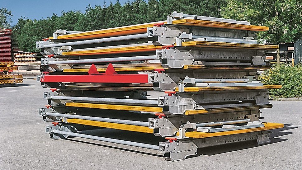 Only a 27 cm effective stacking height ensures minimum space requirements during transportation, on the jobsite and in the yard.