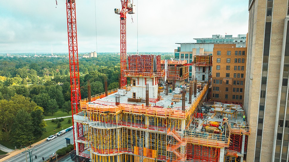 The Barnes-Jewish Hospital patient care tower is scheduled to reach its maximum height in spring 2024. 