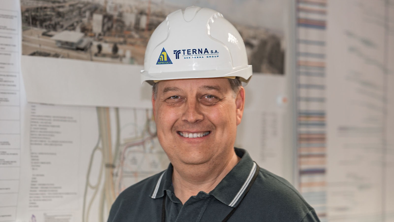 Michalis Papafilippou, Site Manager about the PERI systems and the cooperation with PERI engineers.