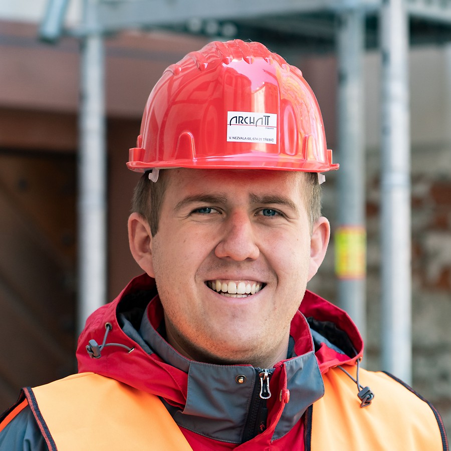 Lubomír Pavloň, stavbyvedoucí