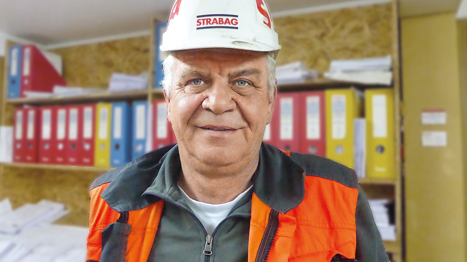 “The tried and tested PERI systems, the overall solution and the technical planning service were the most suitable and cost-effective solution for the TrIIIple project. This made it possible to shorten the construction time by quite a bit. The professional approach to the planning and execution of the site and the cooperation with the PERI team was excellent despite the numerous challenges, such as just-in-time delivery and the tight spatial conditions.”