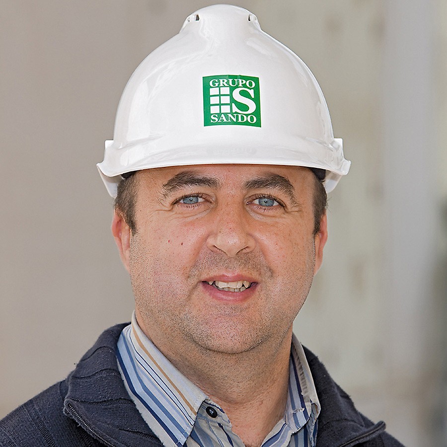 Juan Jose Gutiérrez Moya, Construction manager