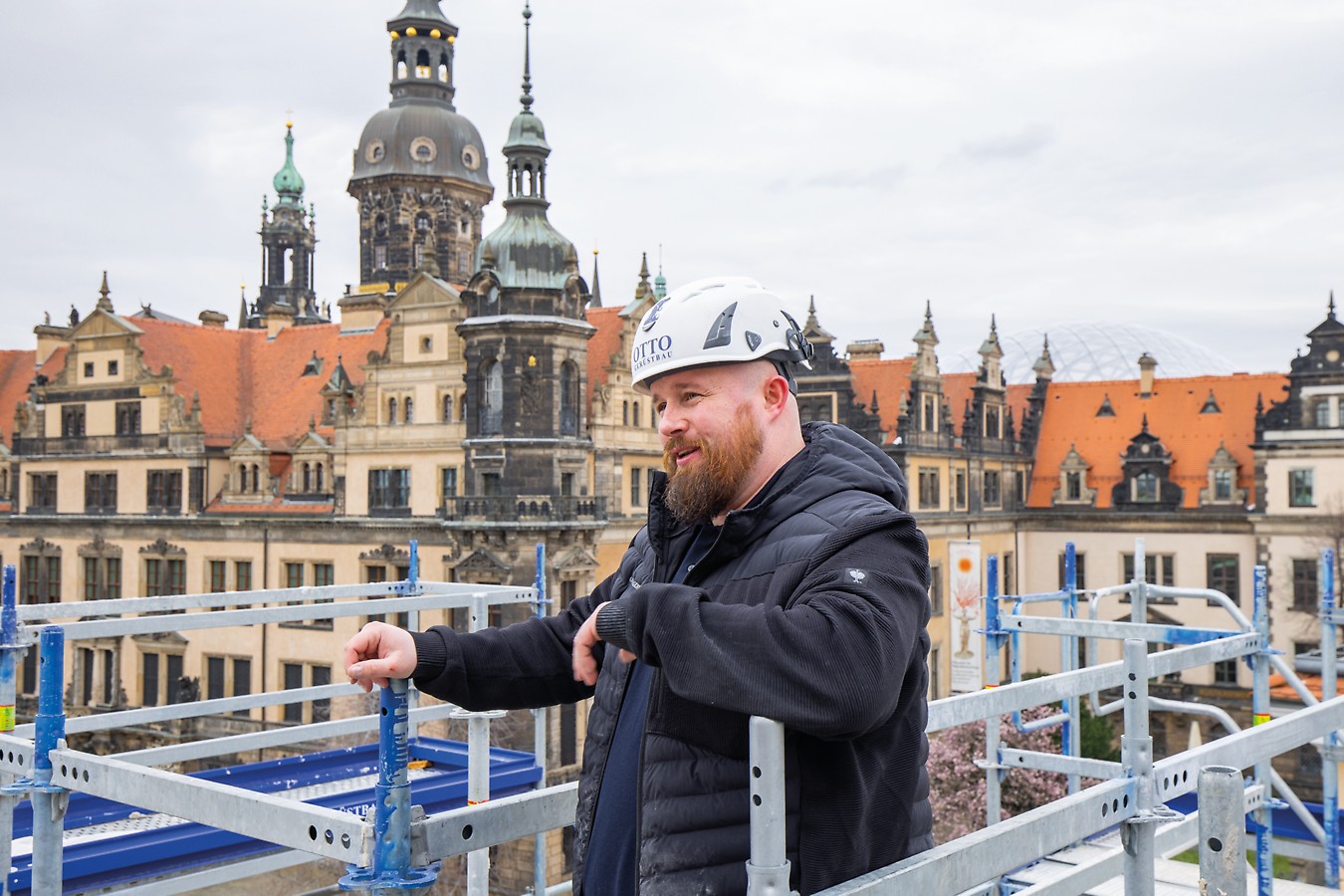 Sebastian Sethmacher über die Zusammenarbeit mit PERI In Zusammenarbeit mit PERI können wir den Gerüstbau innovativ vorantreiben.