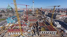 PERI a furnizat soluții economice de cofraj și schele dintr-o singură sursă pentru reconstrucția Palatului orașului Berlin. În plus față de timpii de cofrare și repoziționare rapide, suportul pentru proiect oferit de inginerii PERI a asigurat respectarea programului de construcție foarte strict.
