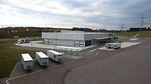 PERI has secured the entire, approx. 135,000 m² site in Günzburg – located around 25 km from Weissenhorn – including the office building and production halls.