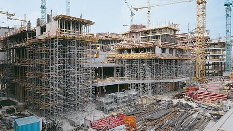 Mit nur einer Rahmengröße ist jede Einsatzhöhe ohne separate Kombinationstabellen einfach geplant und schnell disponiert.