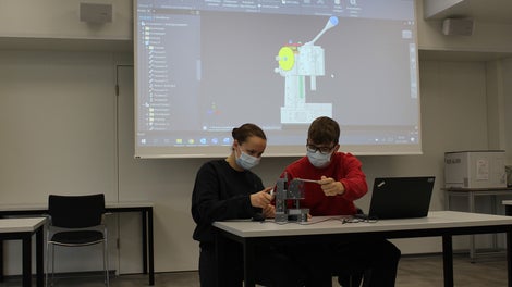 PERI apprentices at the PERI training center, which was opened in 2019