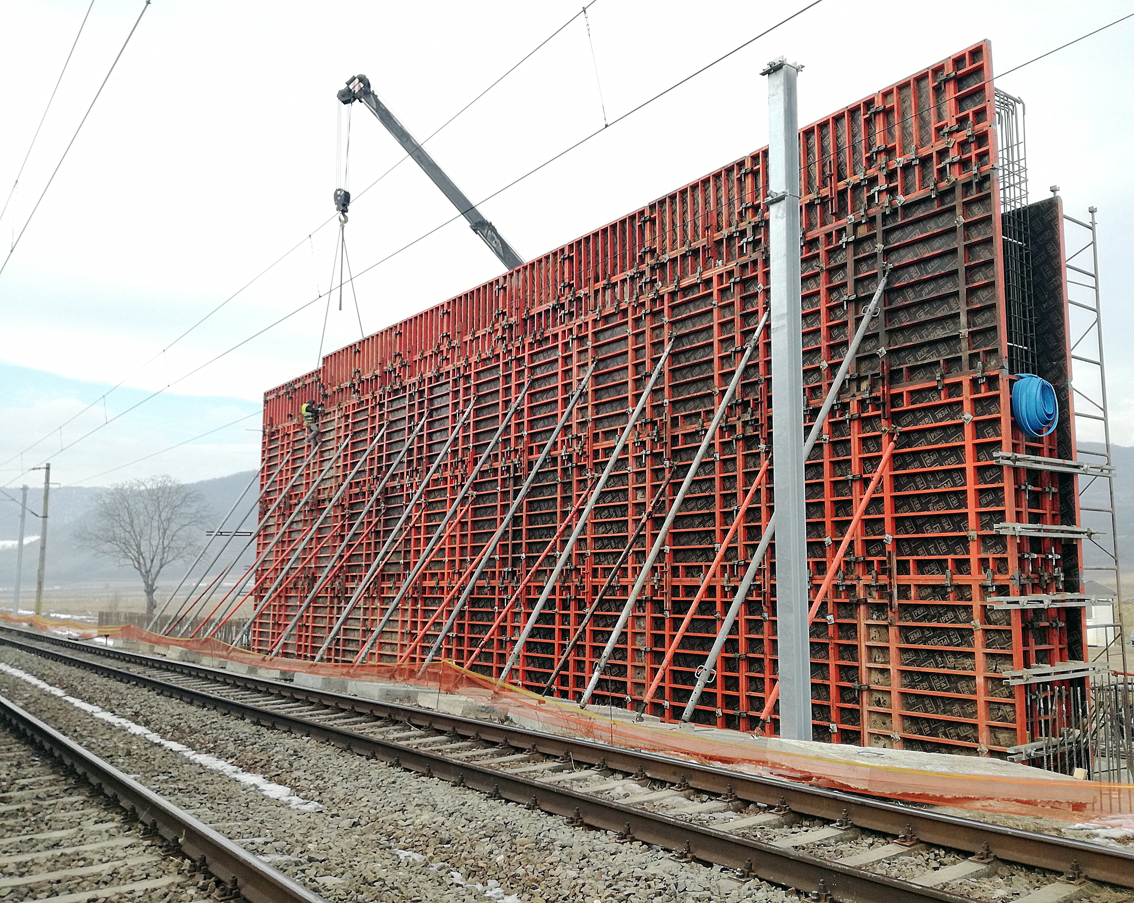 Cofraj TRIO pentru execuție culee C2 într-o singură etapă de betonare pe înălțime