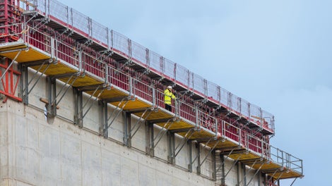 Sicherheitssysteme machen das Arbeiten auf der Baustelle sicherer, einfacher und oftmals schneller. 