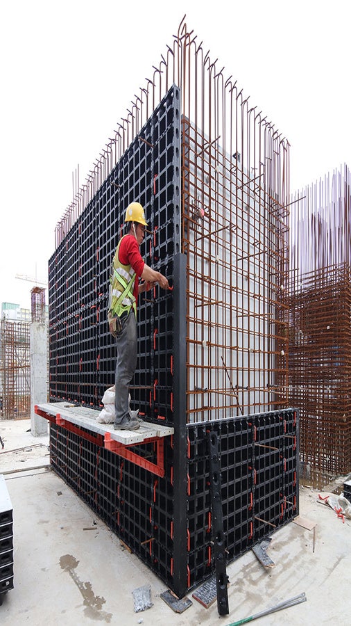 Simple operations, low weights, and uniform system allow high productivity.