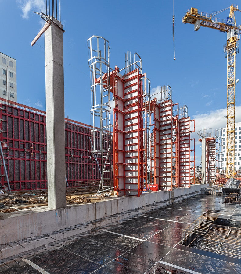 Walls and columns were shuttered with the MAXIMO wall and the QUATTRO column formwork in the shortest of construction times.