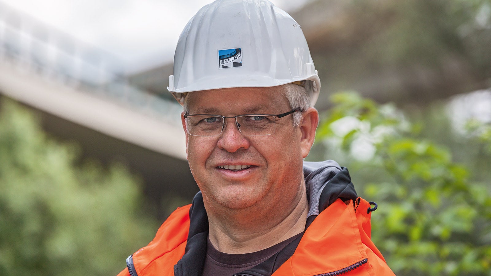 Mit dem VARIOKIT Montagewagen konnten wir ein optimales und sicheres Arbeiten auf der Baustelle gewährleisten.