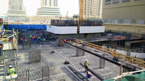 The PERI SKYDECK system for slabs is perfect for fast concreting due to its early striking feature. 