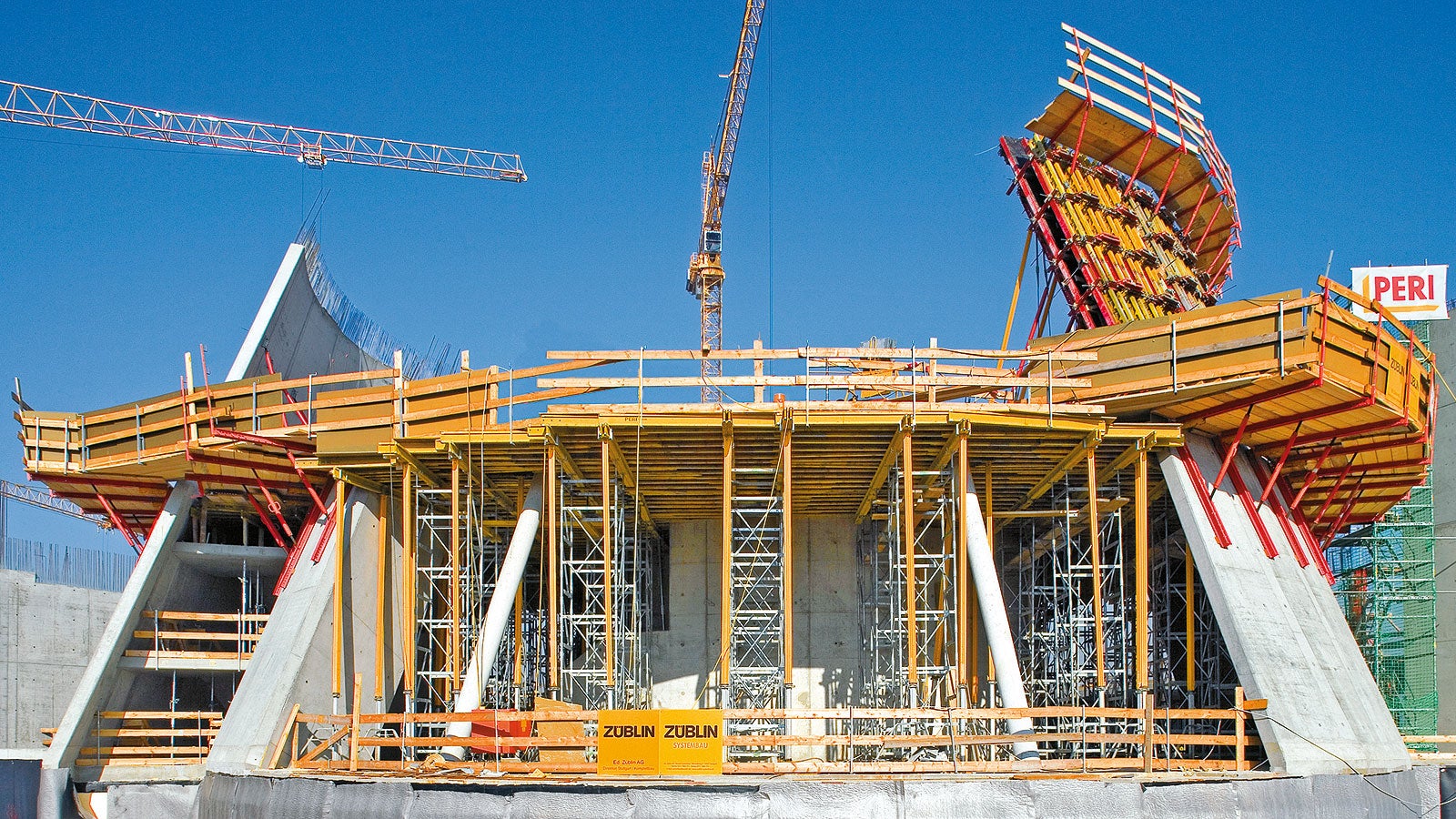 The VT 20K as secondary beam on GT 24 twin main girders in industrial construction.