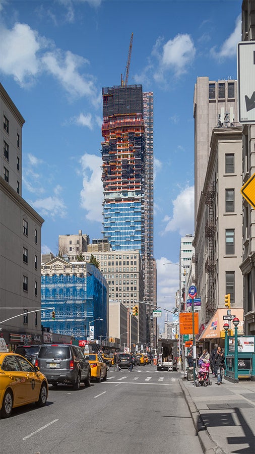 Un grattacielo eccezionale con sistemi modulari PERI, progettato dalla studio di architetti svizzeri Herzog &amp; de Meuron