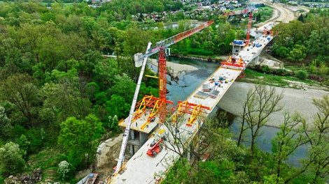 Wózek nawisowy PERI VARIOKIT do betonowania wspornikowego<br/><br/>