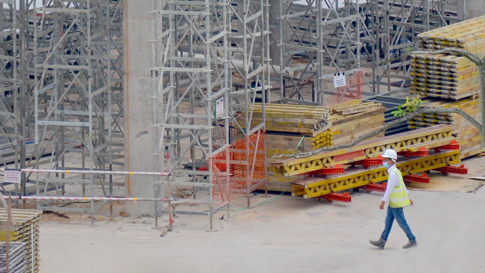 ST 100 is used extensively in the SAFRA CCK project