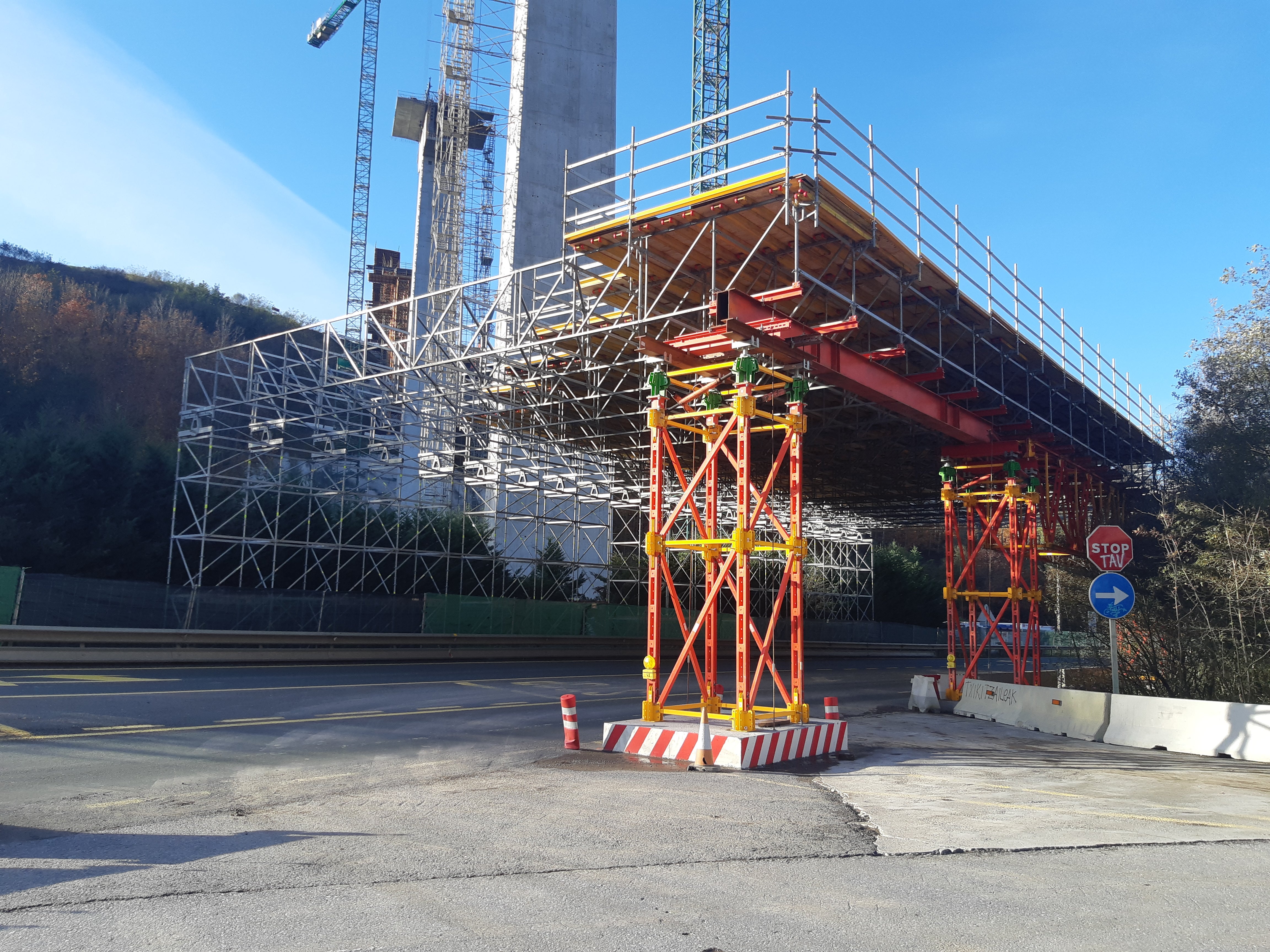 Pórtico Protección N-636