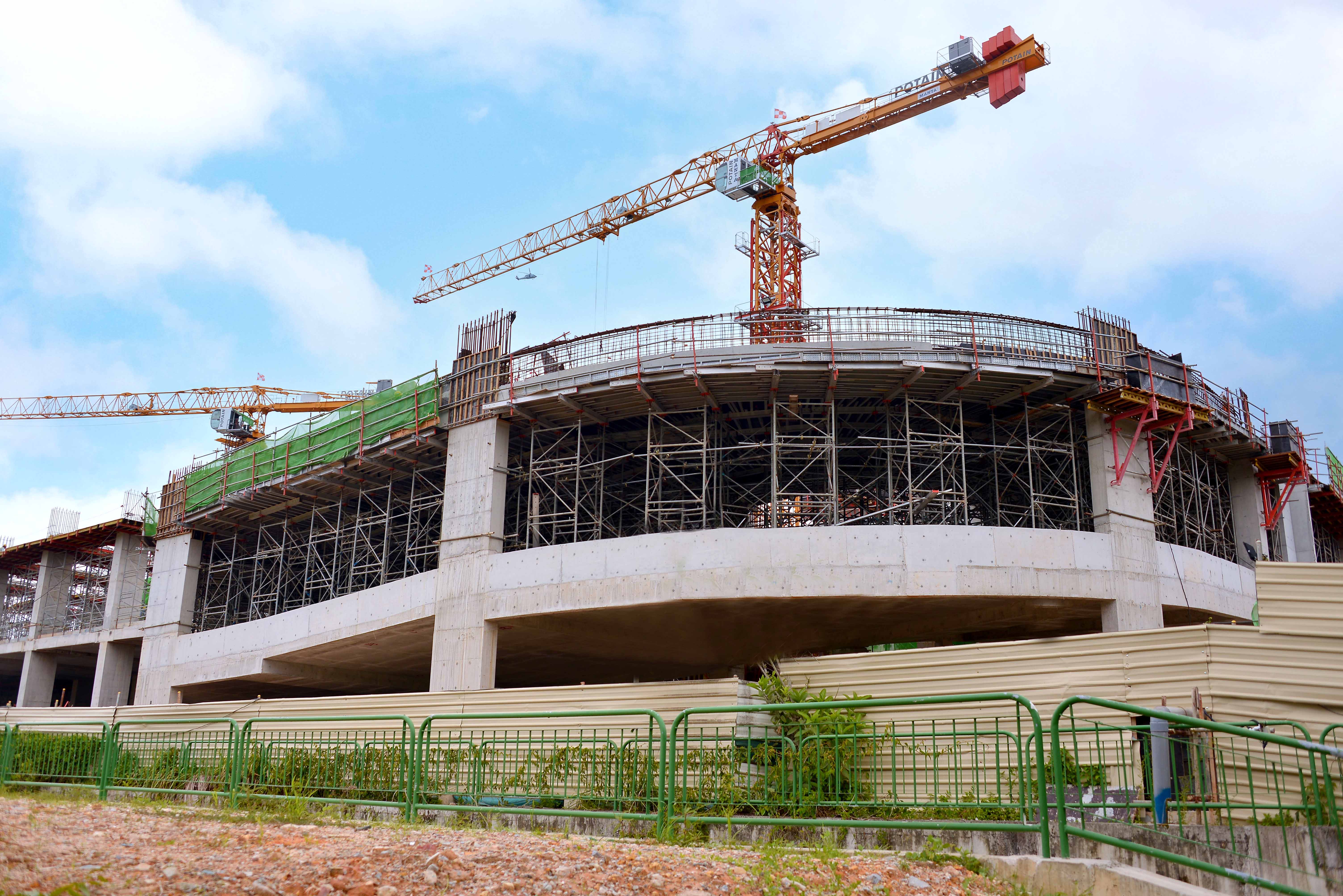 Approximate supplied formwork area for ramp = 1170m2