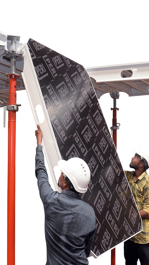 Intuitivní technika spojování hlav a panelů umožňuje práci s minimálním zaškolením.