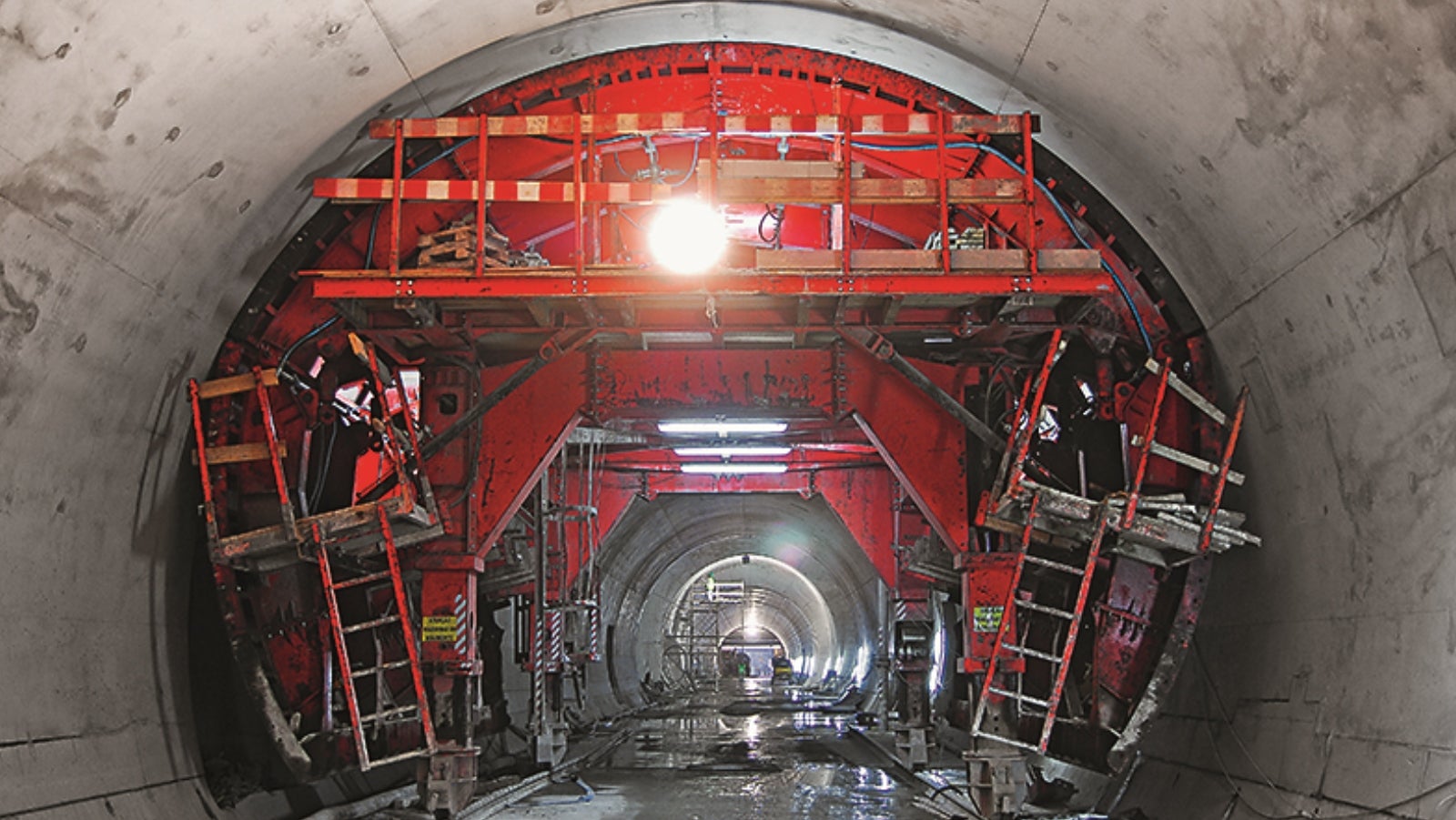 Molde de secção corrente<br/>