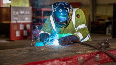 Lavori di saldatura di riparazione