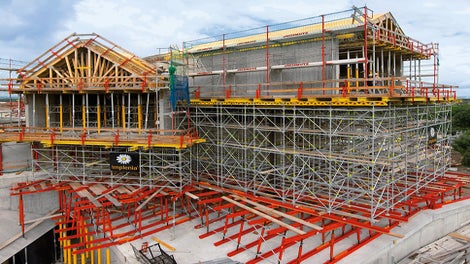 The comprehensive PERI formwork and scaffolding solution took into consideration all geometrical, static and safety requirements.