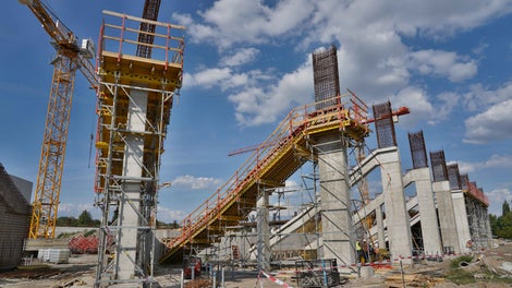 Multifunkční stadion, Hradec Králové