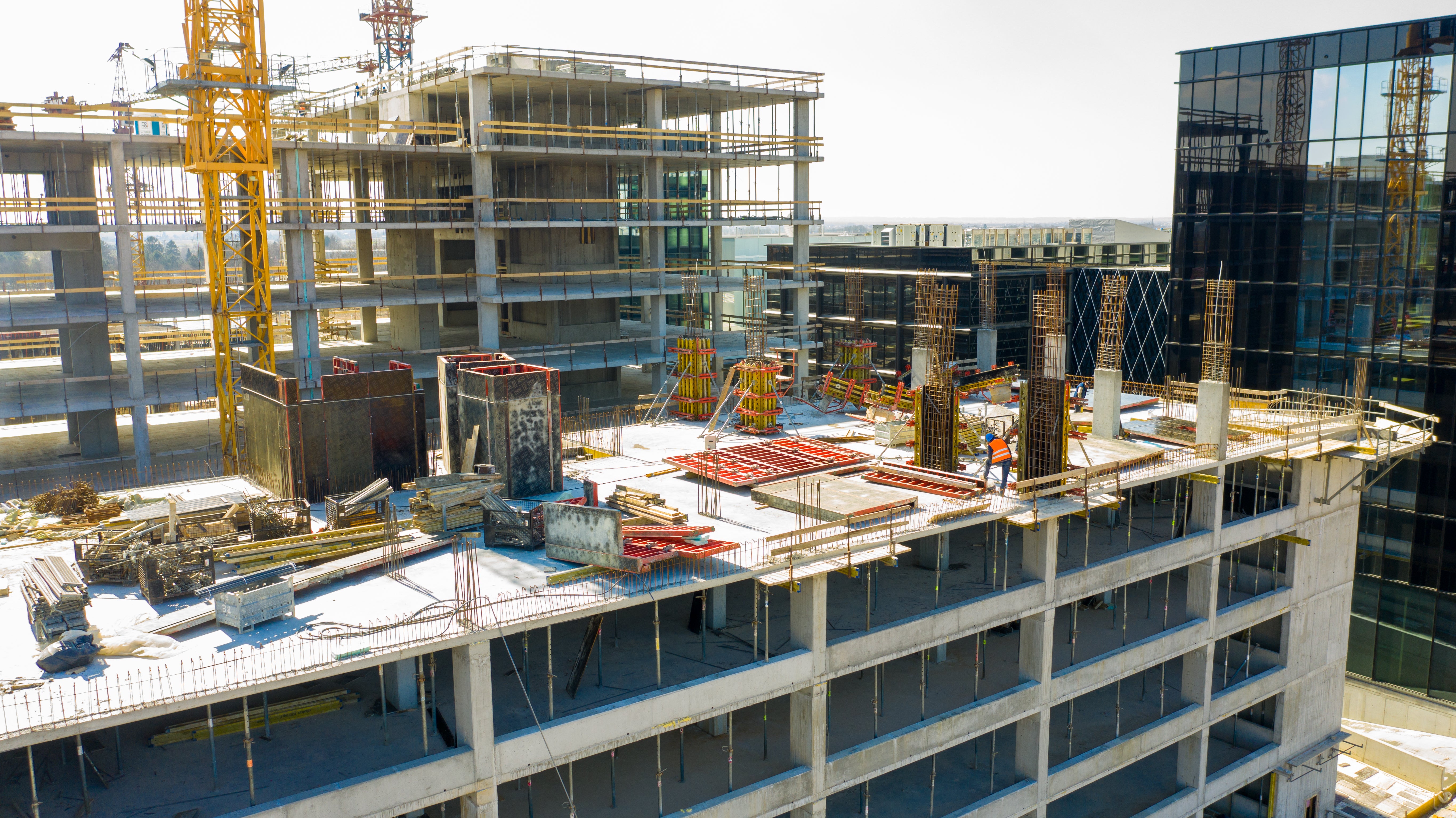 Dobrim odabirom tehnologije i oplatnih sistema (TRIO, SKYMAX, VARIO) omogućena je primjena svih tih sistema u gotovo nepromijenjenim taktovima na svim dijelovima izgradnje faze 2.