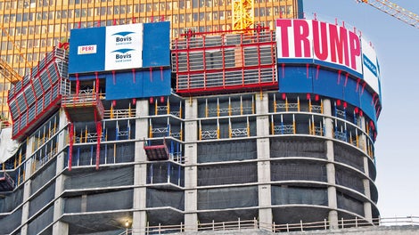 The RCS climbing protection panel secured site personnel against falling at all times and also provided reliable protection against strong winds at great heights.