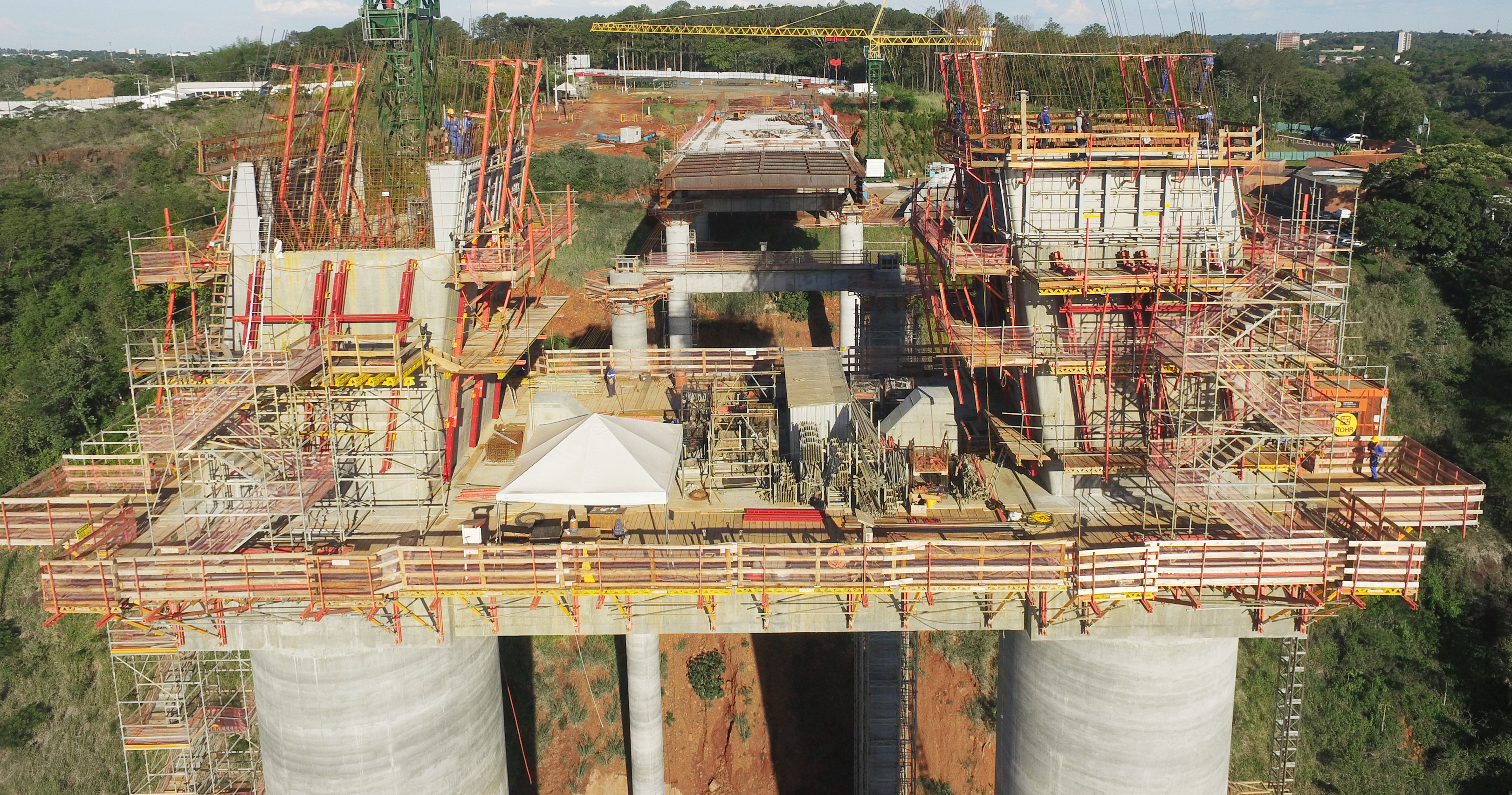 Enviamos para obra nossos sistemas PERI UP / MULTIFLEX, VARIO e SB+SRU. 